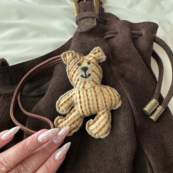 FREE PEOPLE - Serena Cinched Shoulder Bag - Picture 4 of 6